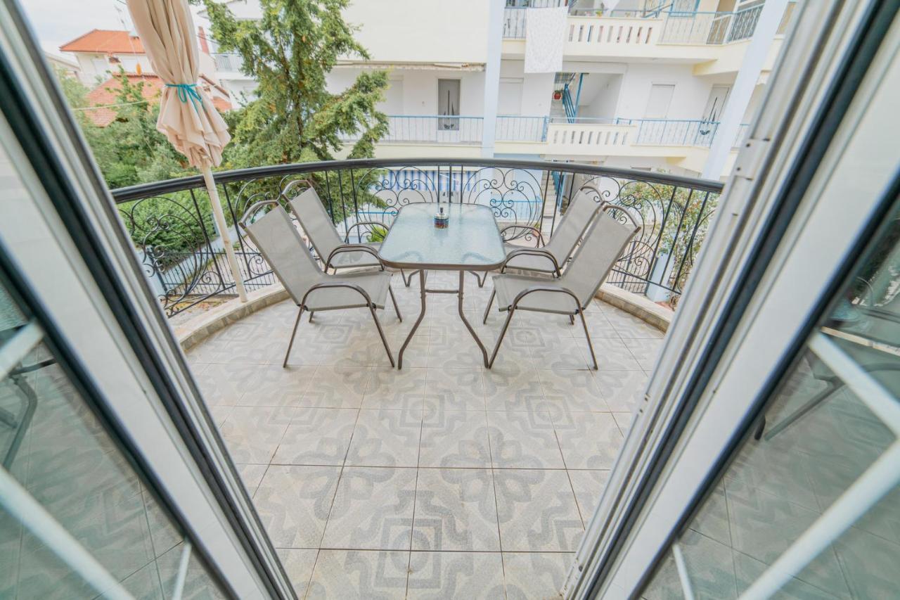Family Resort 2 Ofrínion 外观 照片