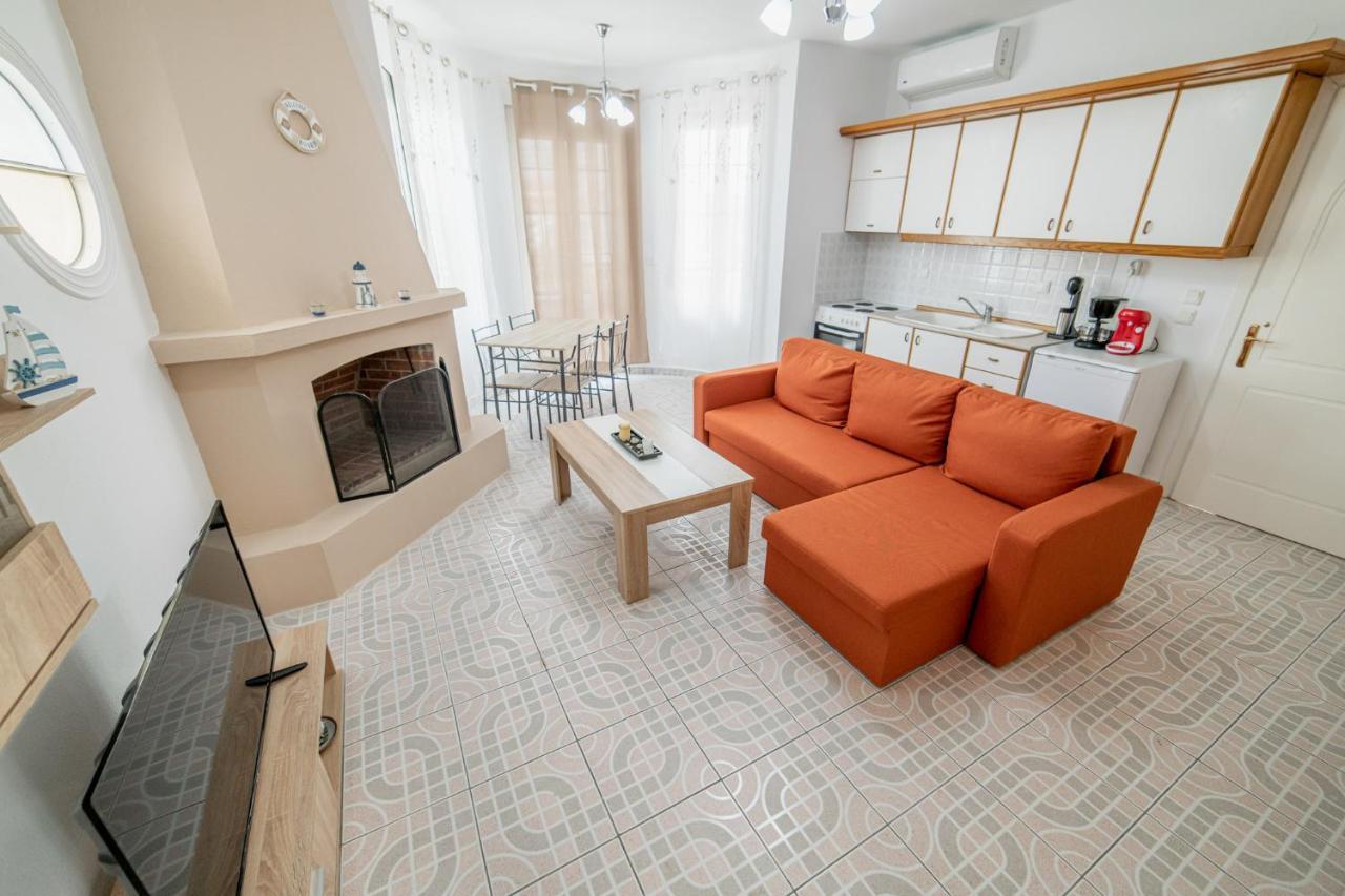 Family Resort 2 Ofrínion 外观 照片